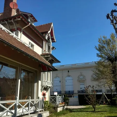 Splendid In The Heart Of *