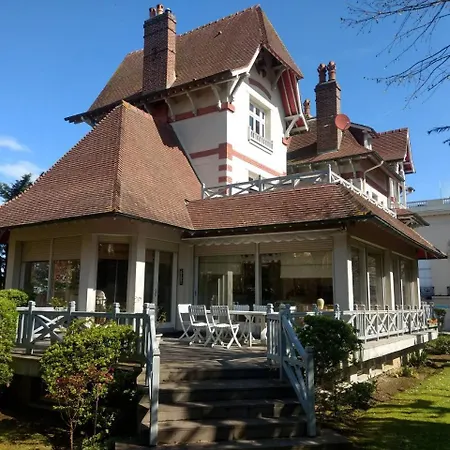 Splendid In The Heart Of Villa *