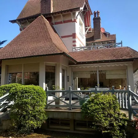 Villa Splendid In The Heart Of