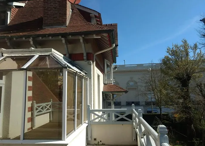 Splendid In The Heart Of *