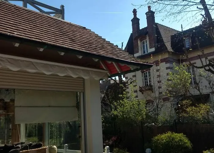 Splendid In The Heart Of *