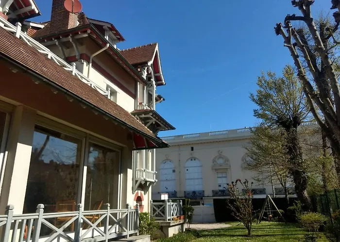 Splendid In The Heart Of *