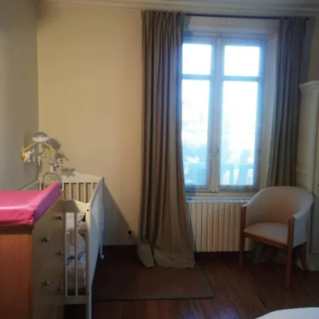 فيلة Splendid In The Heart Of دوفييل