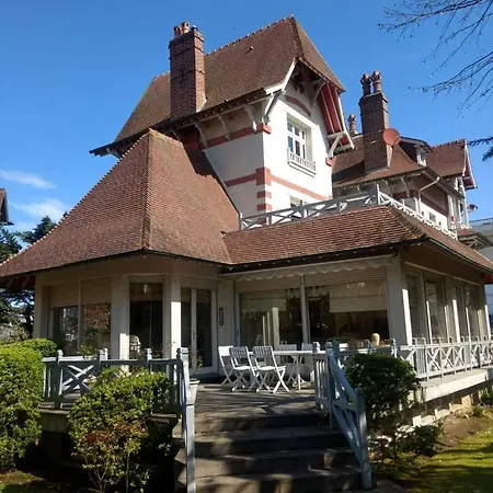 Splendid In The Heart Of *