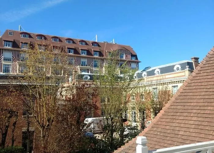 Villa Splendid In The Heart Of *