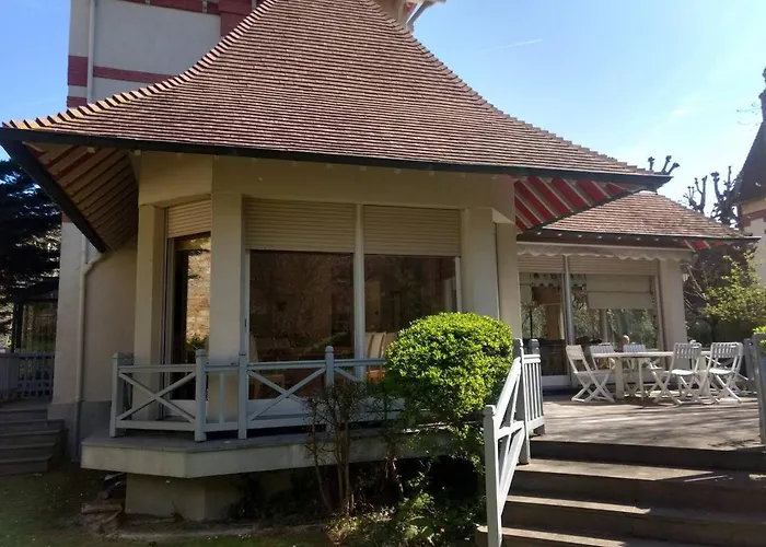Villa Splendid In The Heart Of Deauville